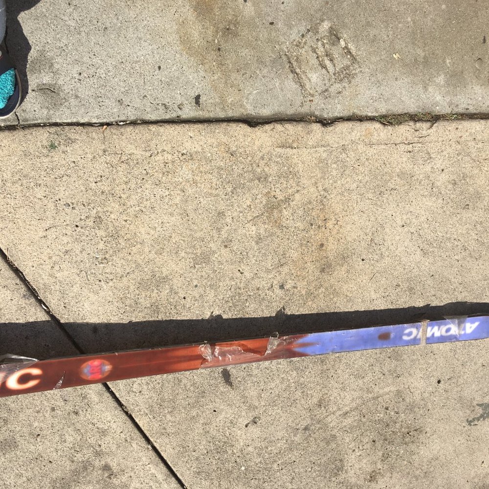 SKIS FOR SALE - Picture 3 of 4
